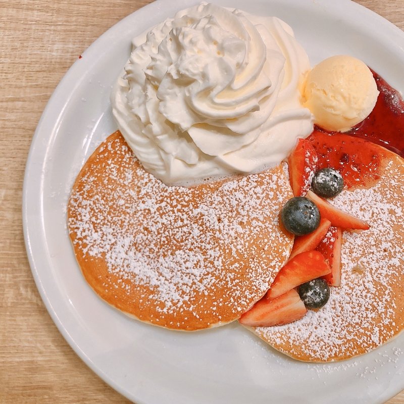 ハワイアンパンケーキ ベリー&ベリー（ハーフ）(モアナキッチンカフェ 有楽町イトシア店)