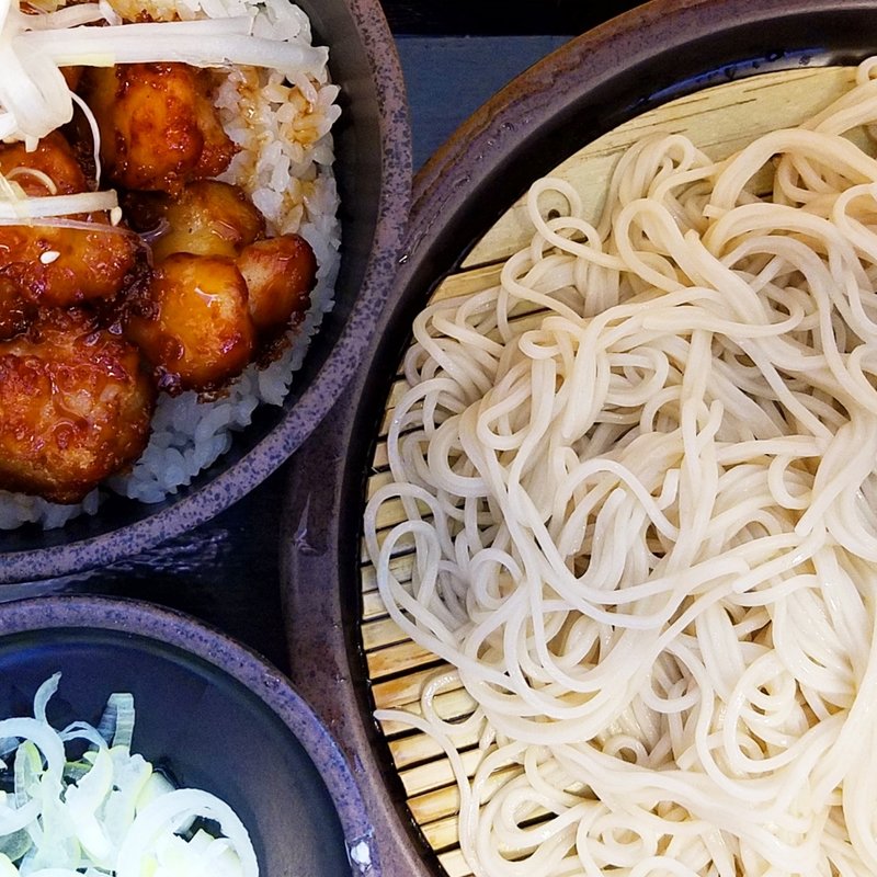 揚げ鶏丼セット(ゆで太郎 六番町店 （ゆでたろう）)