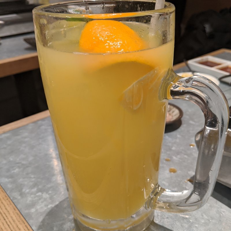 メガ生オレンジサワー(焼肉チョモランマ)