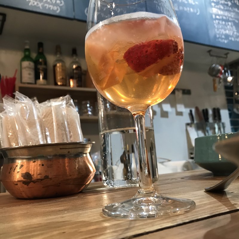 自家製サングリア(マロロガ バワン)