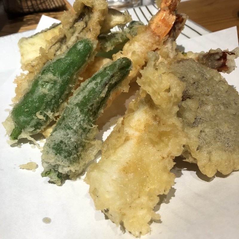 天ぷら盛り合わせ(和食 おくら)