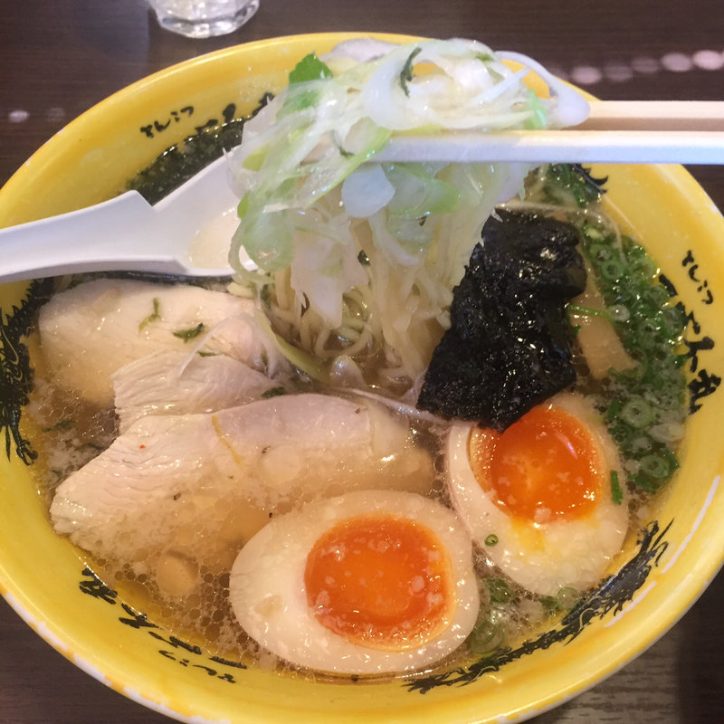金の塩麹ラーメン(一心不乱 鳥栖弥生が丘店 )