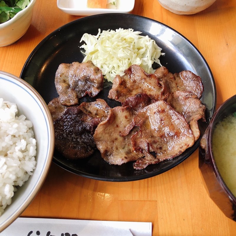 牛タン麦とろ定食（ランチ）(酒膳 牛たん麦とろ 坊気門)