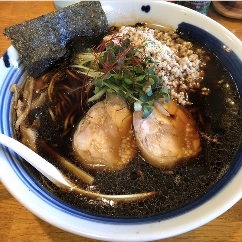 黒煮干そば(麺屋 鶏口)
