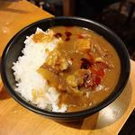 もつ煮込みカレー(いが嵐倉庫 )