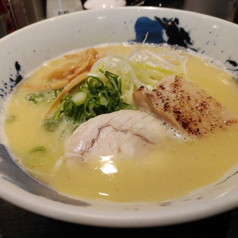 濃厚鶏そば(鶏そば 雫一 （トリソバシズクイチ）)