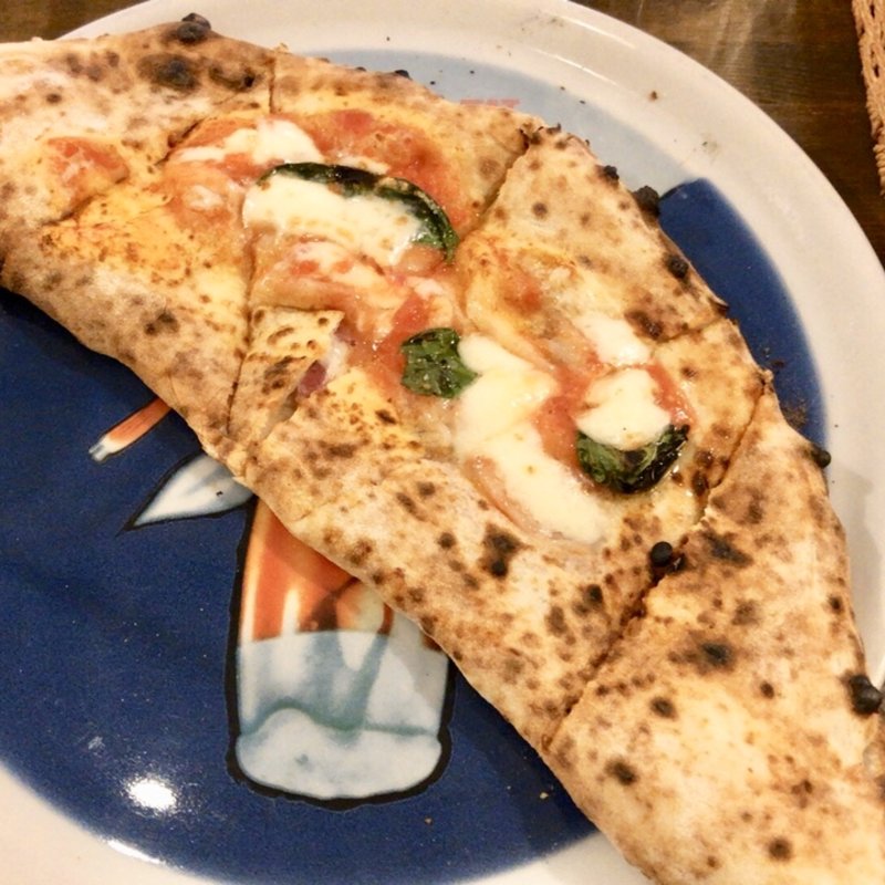 カルツォーネ(PIZZERIA Famiglia)