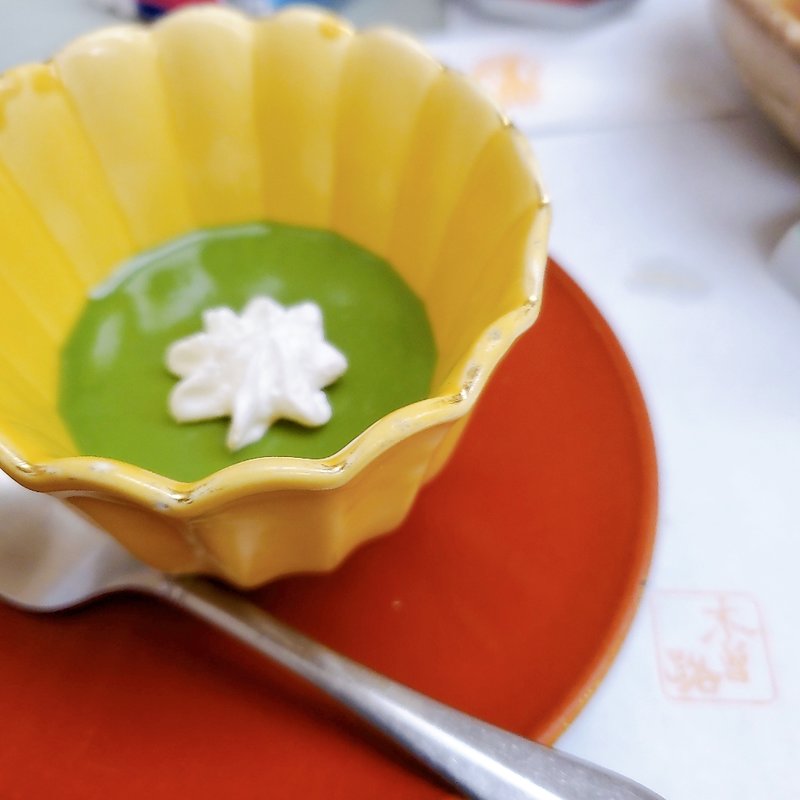 まろやかでコクのあるラクレットチーズの手ごねハンバーグステーキ(洋食屋　神戸デュシャン )