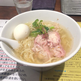 味玉入り塩生姜らー麵(塩生姜らー麺専門店MANNISH 淡路町本店)