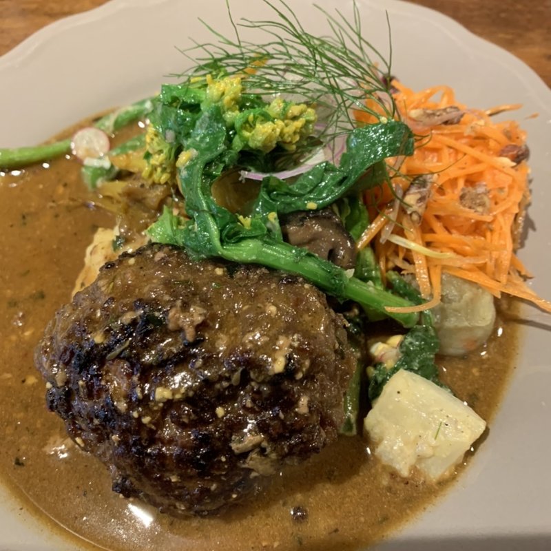 粗挽きハンバーグ(ビストロ モザール (Bistrot Mozart))