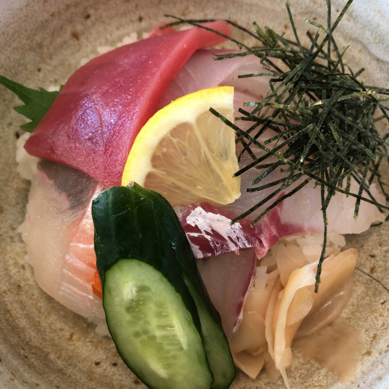 海鮮丼(漁師寿司　海蓮丸)