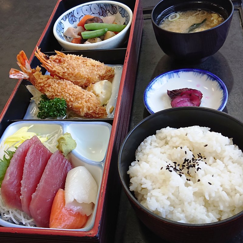 くつろぎ御膳(ヨコヤマ ユーランド鶴見 （ヨコヤマユーランドツルミ）)