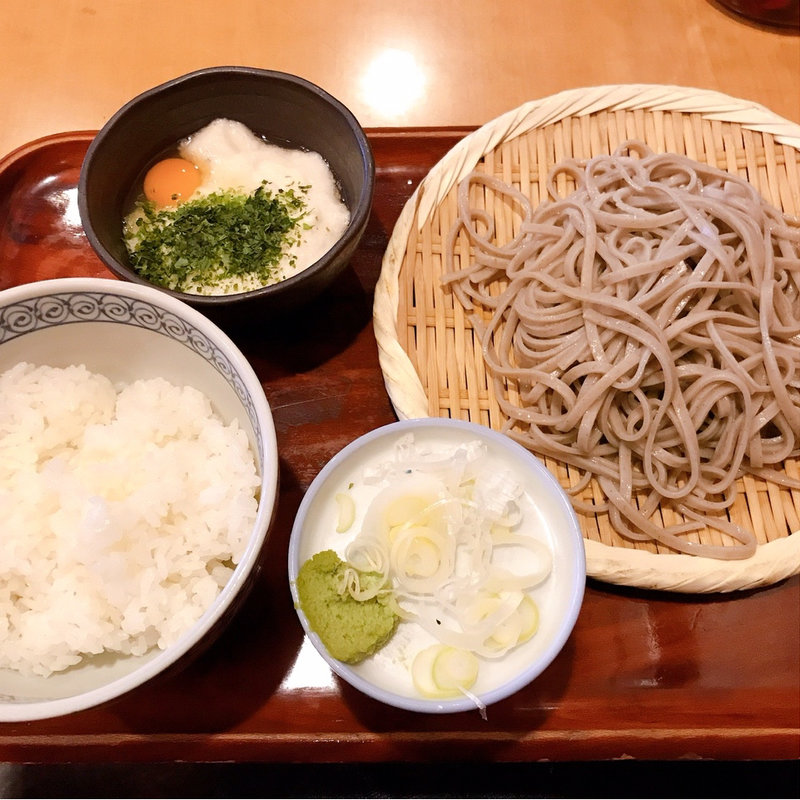 ランチセット（とろろご飯）(真希 六本木1号店)