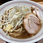 ラーメン中