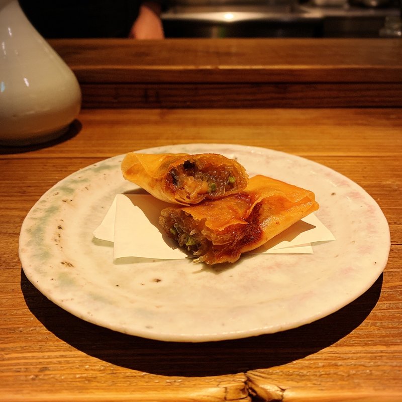 独活、たらの芽と海老の春巻き(酒井商会)