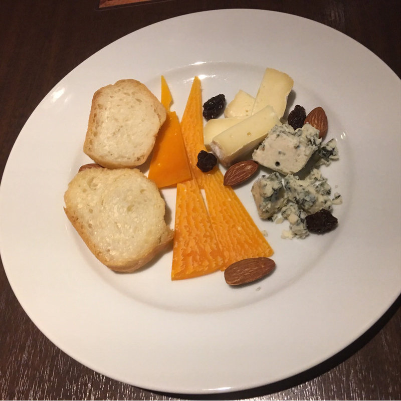 チーズ盛り合わせ(イタリア酒房 ときわ)