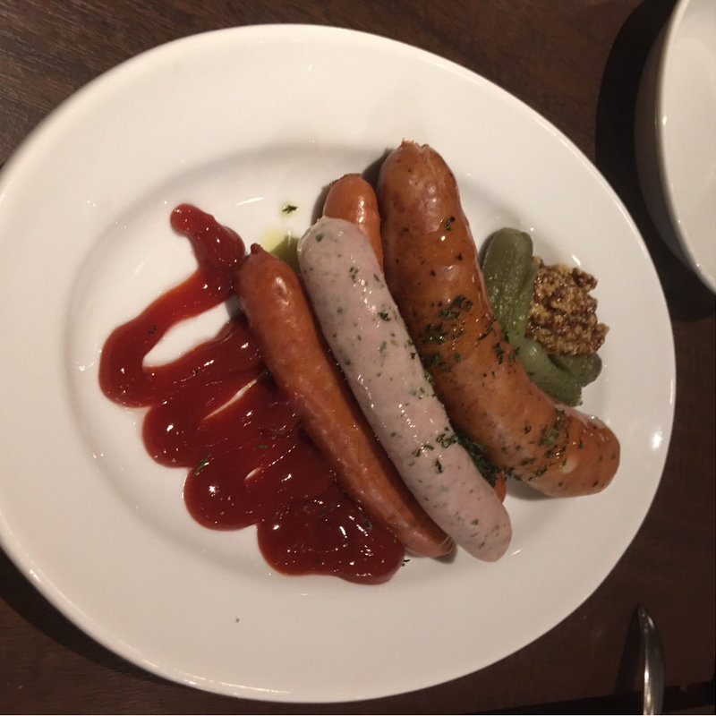 ソーセージ盛り合わせ(イタリア酒房 ときわ)