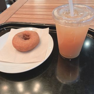 (OIC CAFE（オーアイシーカフェ）)