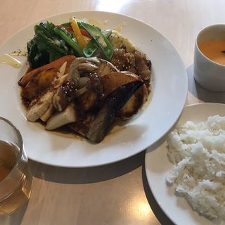 (コッカ食堂)