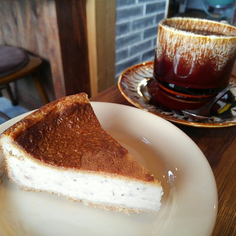 苺のベイクドチーズケーキ(ミナヅキ珈琲)