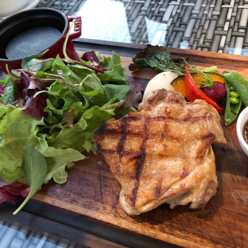 (CORAL KITCHEN at cove)