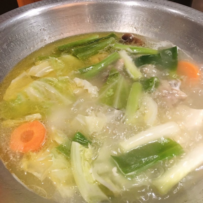 博多水炊き(九州の旬 博多廊 福岡本店 （はかたろう）)