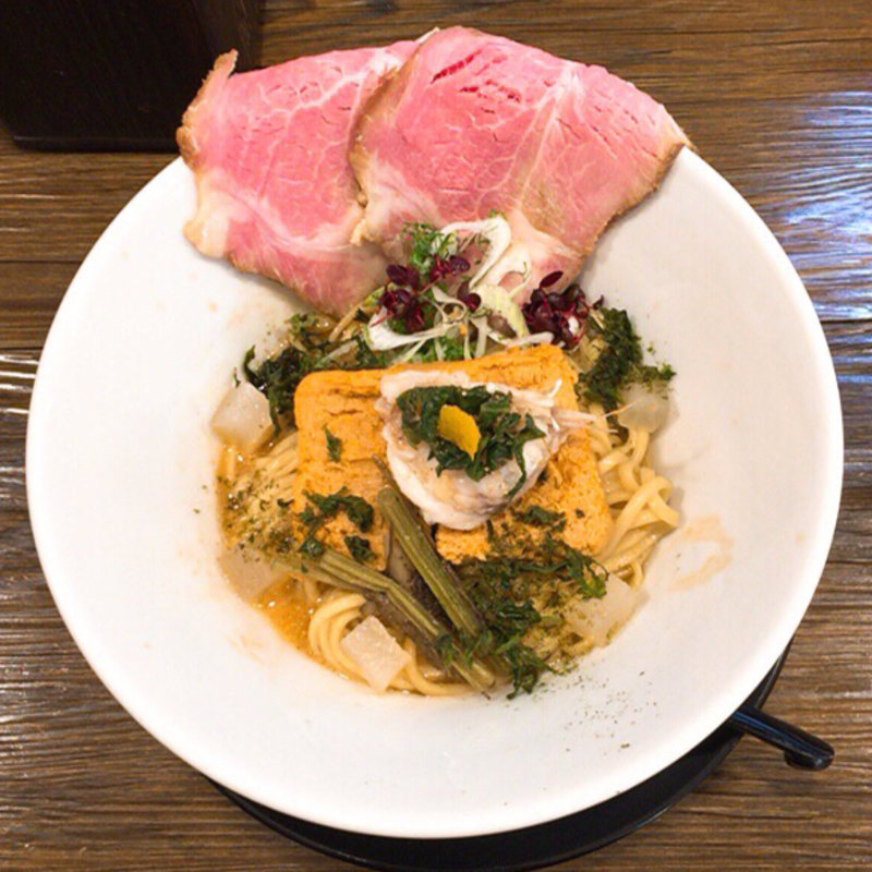 あん肝まぜそば(金彩〜KinIro〜)