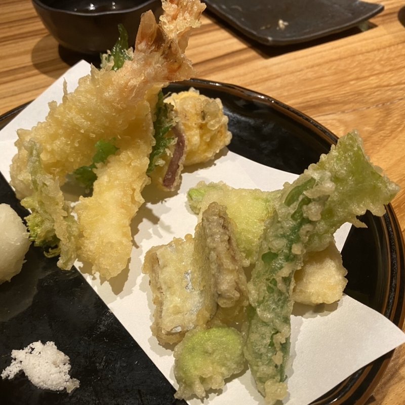 海老と野菜の天麩羅盛り(酒と蕎麦 まき野)