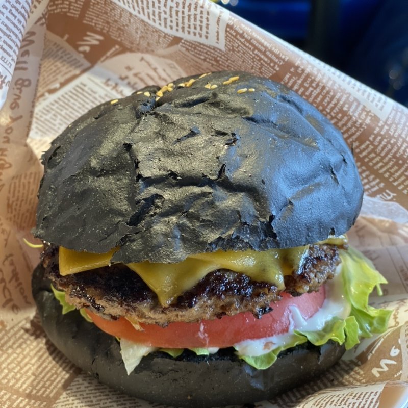 葉山ビーフ100%バーガー(葉山カフェ　ブランチ横浜南部市場店)