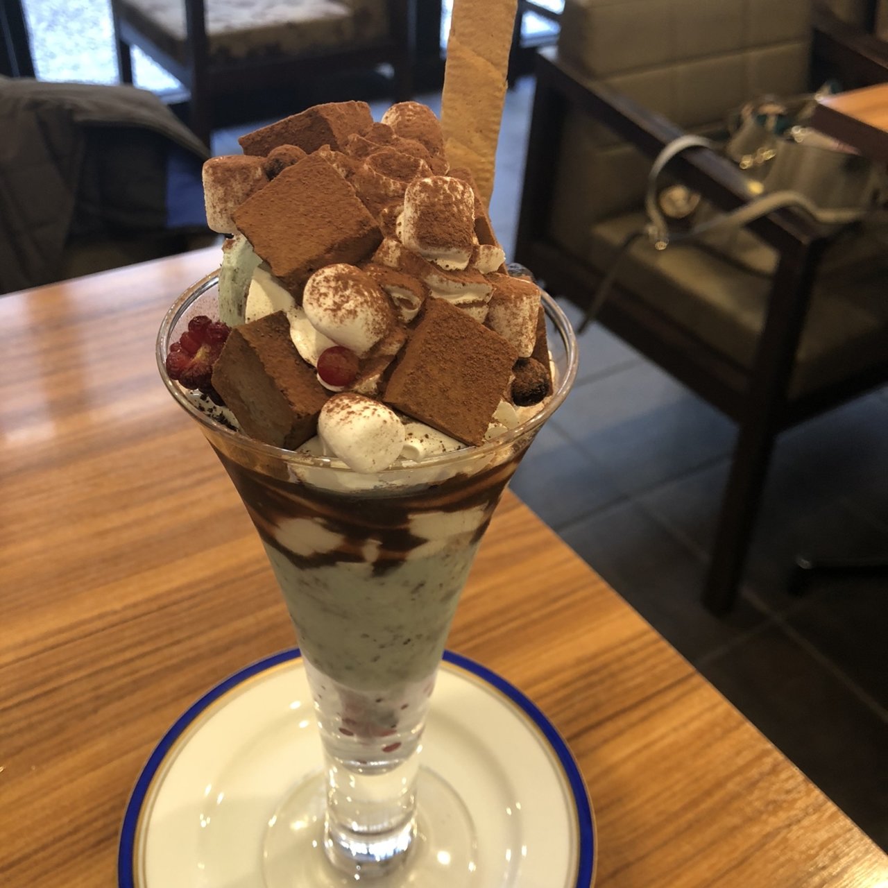 チョコミント生チョコマシュマロパフェ(からふね屋珈琲店 熊野店 )の