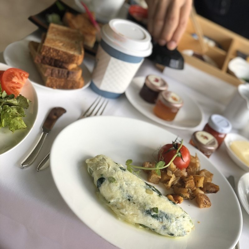 モーニング(HOUSE WITHOUT A KEY)