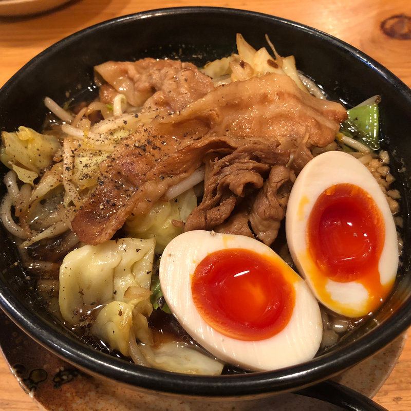 大阪黒醤油半熟煮卵ラーメン(麺屋 武士道)