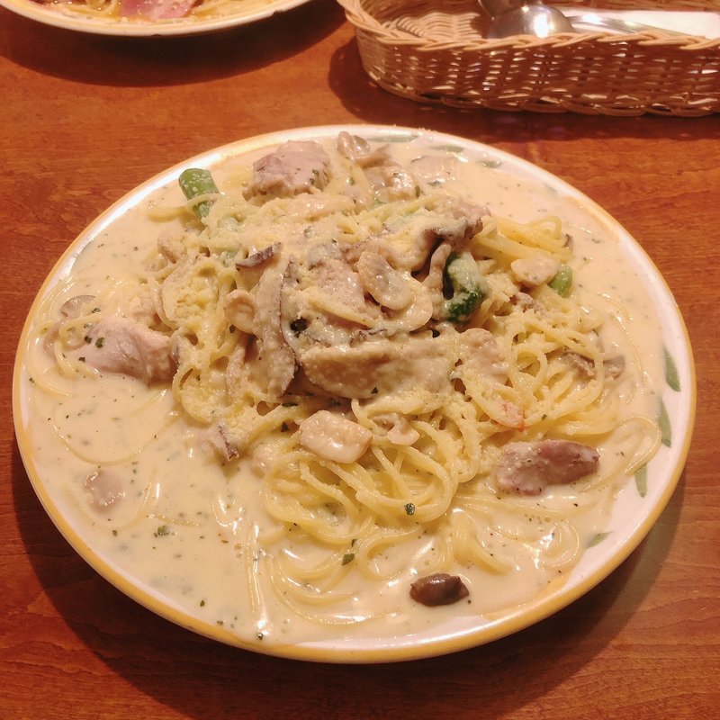 ほぐし鶏とアスパラガスのクリームチーズスパゲッティ　レモン風(ろかーれ)