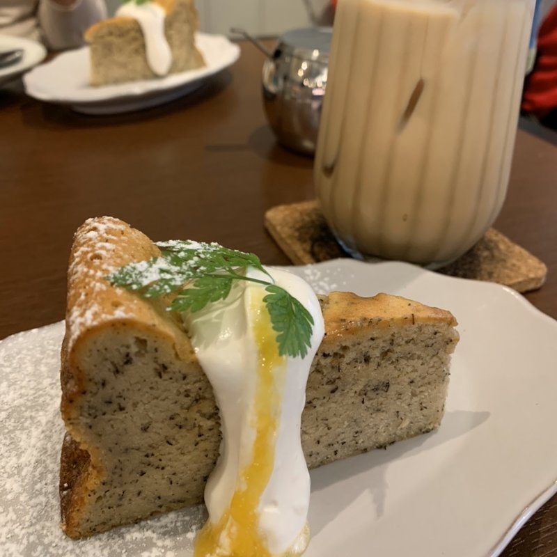 ケーキセット(ジ　ユージュアル)