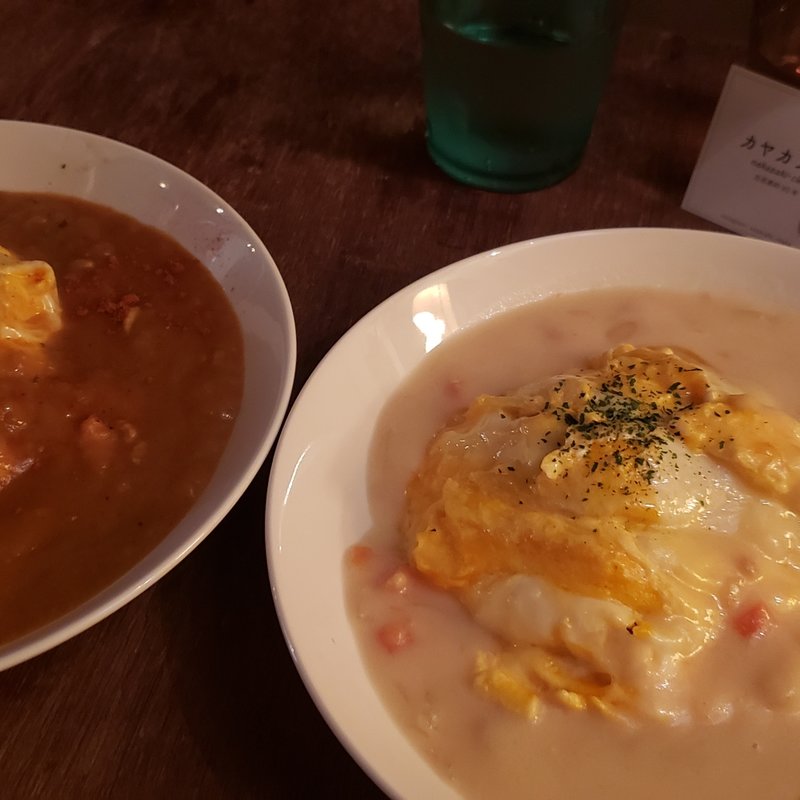 ホワイトクリームオムライス(KAYACAFE)