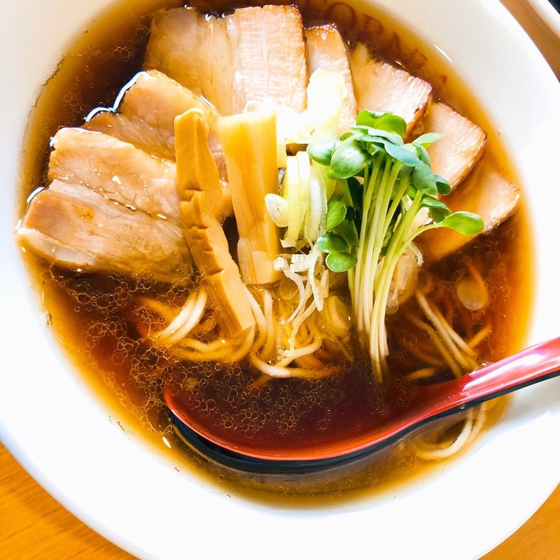 煮干ししょうゆ　チャーシュー(中華そばカルフォルニア)