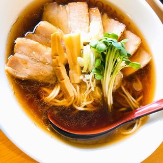 煮干ししょうゆ　チャーシュー(中華そばカルフォルニア)