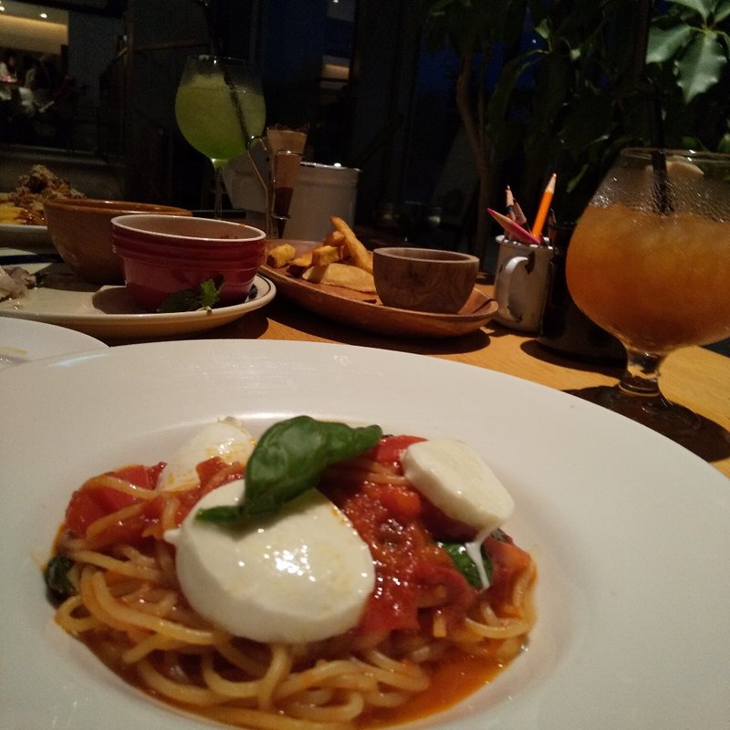 (100本のスプーン FUTAKOTAMAGAWA)