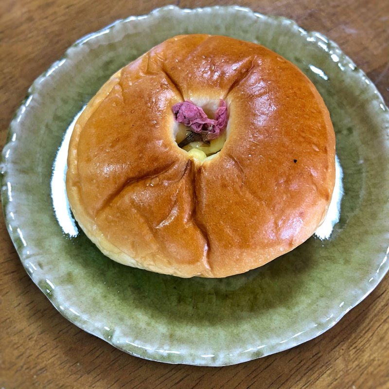 桜あんぱん(広進堂 （こうしんどう）)