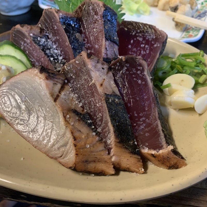 カツオのたたき(黒尊 （くろそん）)