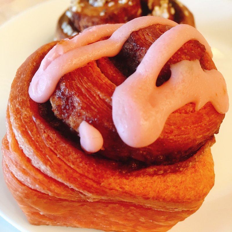 桜シナモンロール(IKEAビストロ 立川店 )