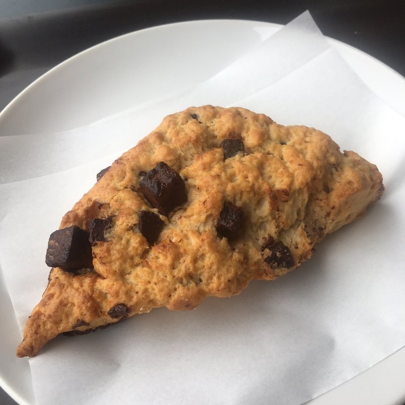 チョコレートチャンクスコーン(スターバックスコーヒー 福岡大濠公園店)