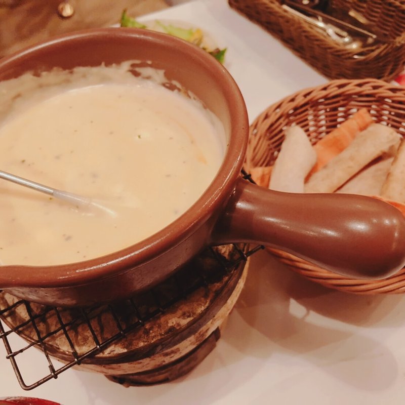 炭火濃厚チーズフォンデュ(チーズカフェ 2)