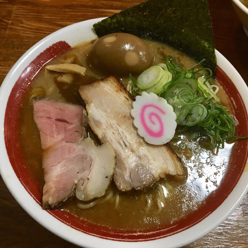 味玉らー麺 こってり(らー麺 たまや零式 )