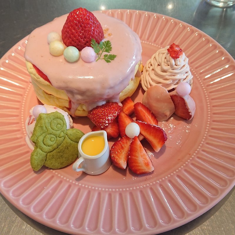 マカダミアナッツいちご2020(レインボーパンケーキ （RAINBOW PANCAKE）)