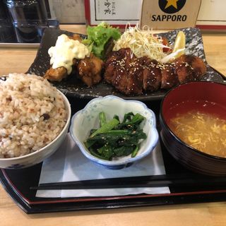 満腹ダブルかしわ定食(かしわすき　おばん菜　小倉家)