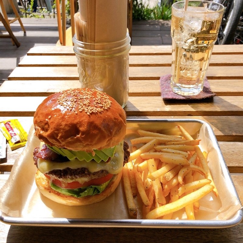 アボカドチーズバーガー(FRANK Ride and Eat)