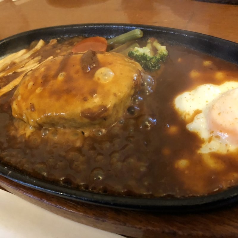 ハンバーグセット（チーズトッピング）(キリンヤ （KIRINYA）)