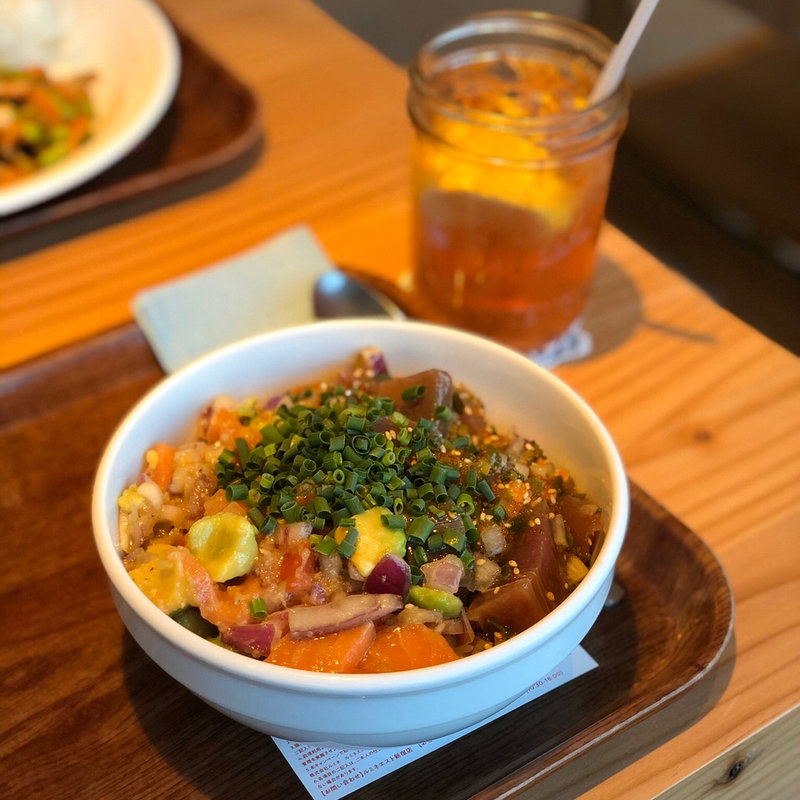 ポキボウル(Pacific DRIVE-IN ルミネエスト新宿店)