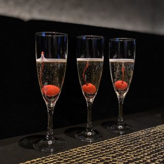 ウエルカムドリンクのシャンパン(BAR6)